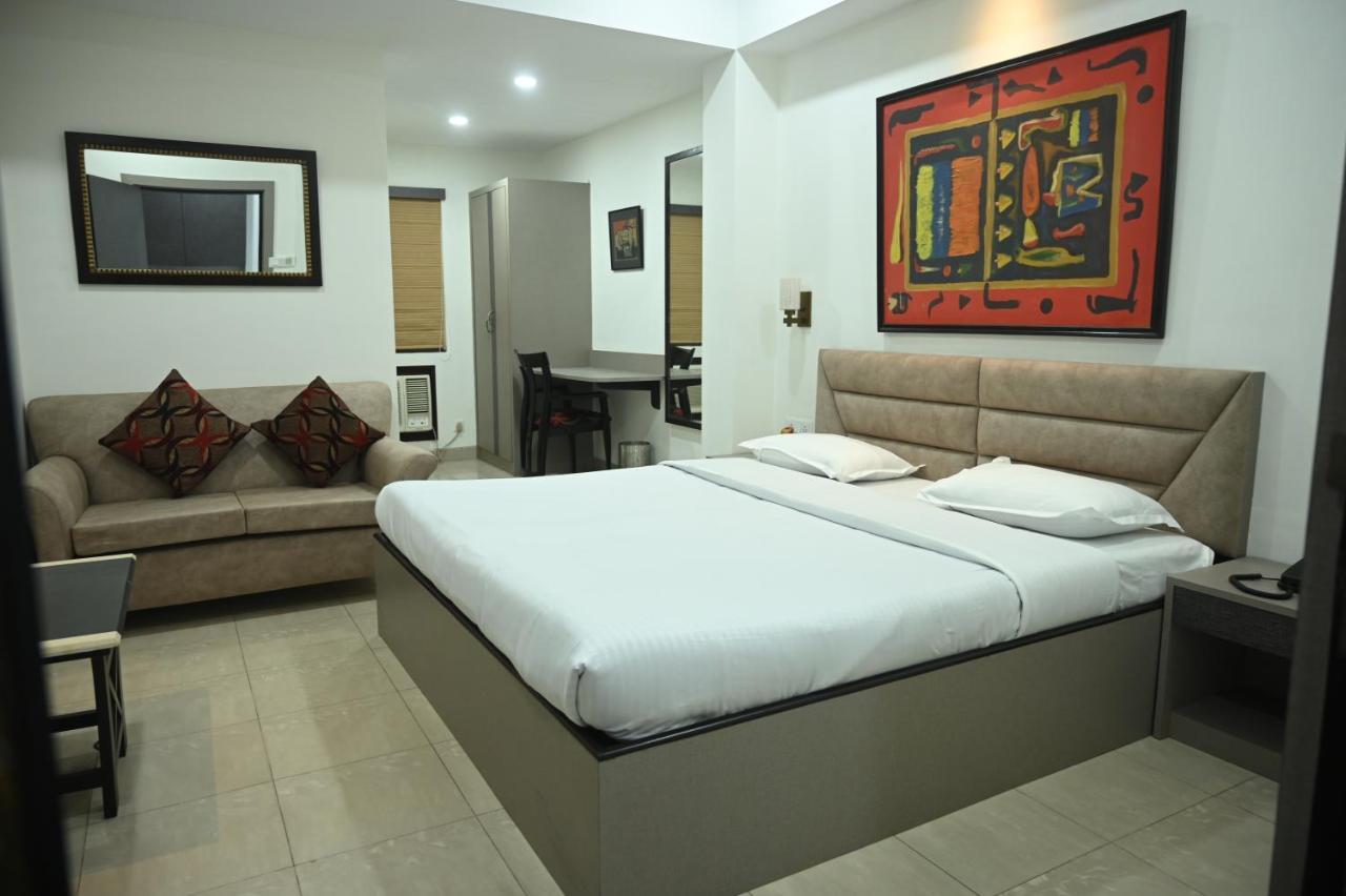 Elgin Suites Καλκούτα Εξωτερικό φωτογραφία