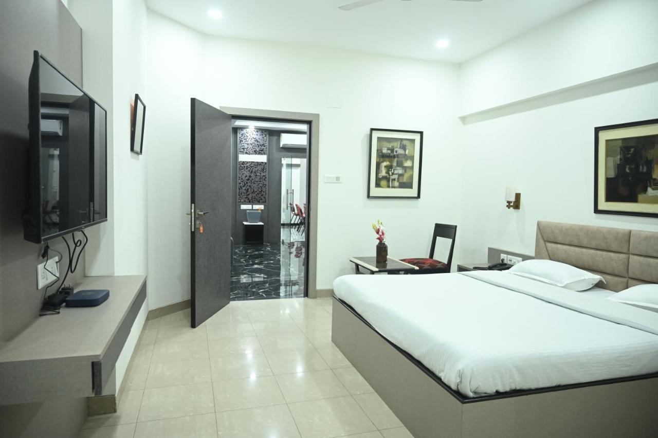 Elgin Suites Καλκούτα Εξωτερικό φωτογραφία